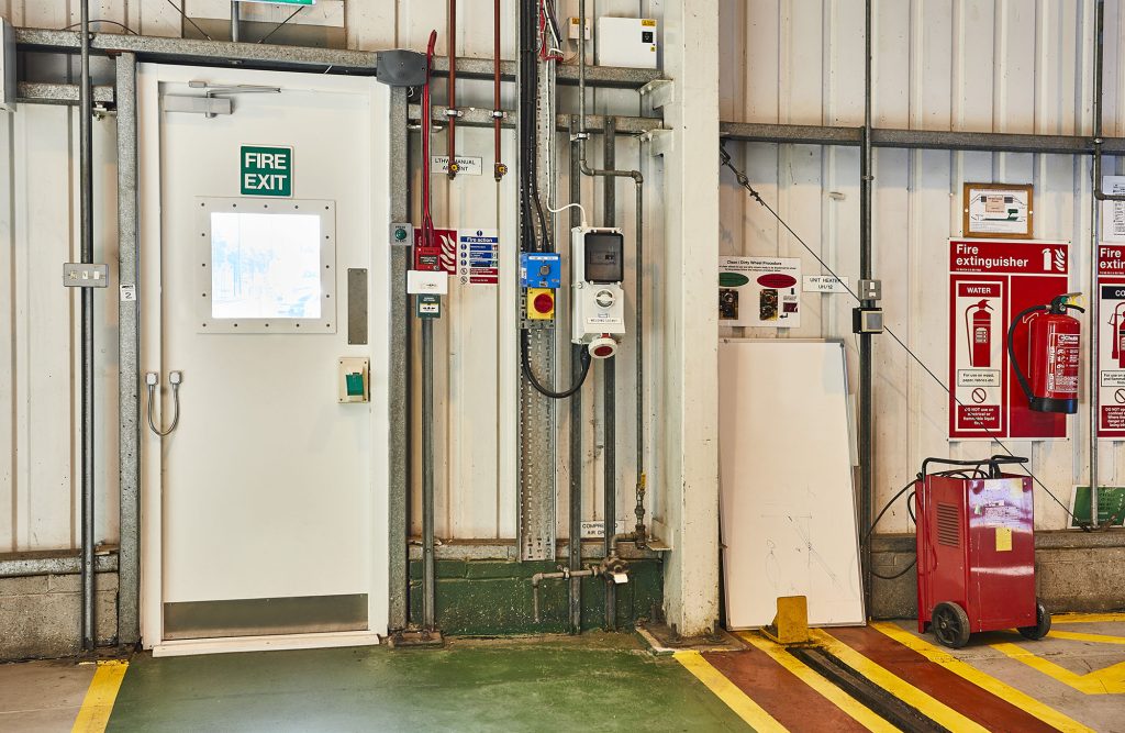 Guide to security doors for architects, Defender Xtreme